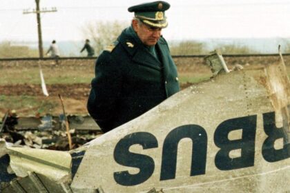 tragediile-de-pe-cerul-romaniei:-avionul-doborat-in-revolutie-si-catastrofa-de-la-balotesti,-doua-dezastre-ramase-pline-de-intrebari-fara-raspuns
