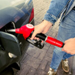 romanii-platesc-mai-mult-decat-ungurii-pentru-un-litru-de-benzina.-ce-diferente-de-pret-sunt