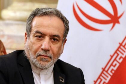 aplicam-principiul-ochi-pentru-ochi.-seful-diplomatiei-iraniene-vorbeste-in-presa-din-sua-despre-strategia-teheranului,-supravietuirea-regimului-si-stramtoarea-ormuz