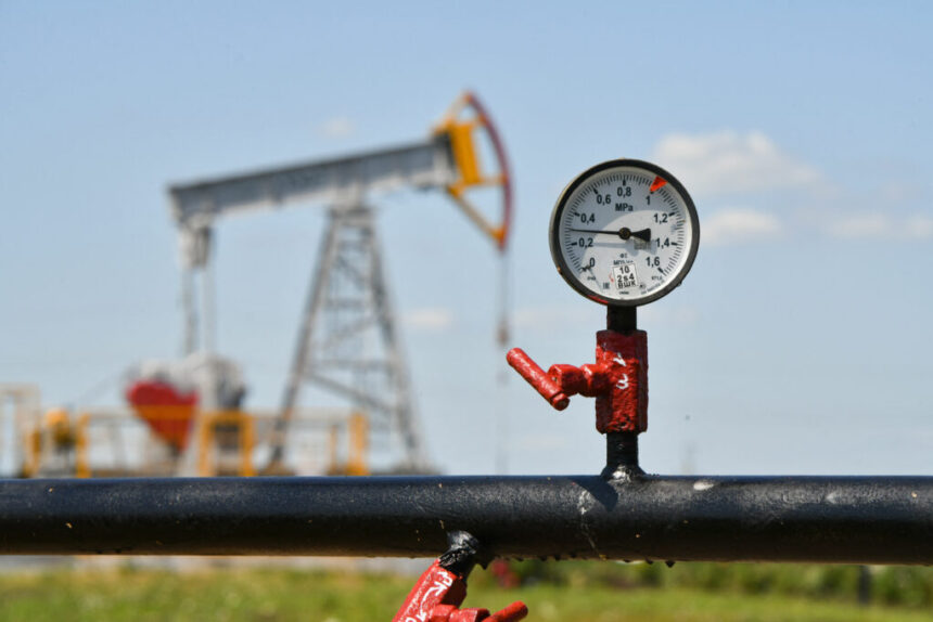 the-economist:-chiar-si-cel-mai-optimist-scenariu-pentru-pietele-de-energie-este-dezastruos.-pretul-gazelor-in-europa-a-crescut-cu-85%