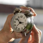 avertismentul-expertilor:-trecerea-la-ora-de-vara-ne-afecteaza-mai-mult-decat-se-credea.-care-sunt-riscurile-pentru-sanatate