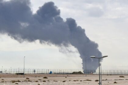 razboiul-din-orientul-mijlociu,-ziua-30.-pentagonul-se-pregateste-pentru-saptamani-de-operatiuni-terestre-in-iran-/-macron:-trebuie-facut-totul-pentru-a-impiedica-irakul-sa-fie-tras-in-razboi-/-zelenski-afirma-ca-rusia-a-furnizat-iranului-informatii-care