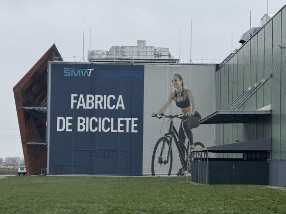 video-o-zi-in-fabrica-decathlon-de-la-timisoara-peste-800000-de-biciclete-au-fost-asamblate-doar-anul-trecut-–-economica.net