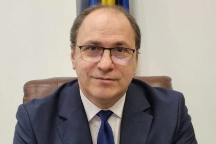 ministrul-educatiei,-mihai-dimian:-incepand-din-aprilie-vom-pune-in-plata-transele-diferentelor-salariale-si-dobanzile-rezultate-prin-aplicarea-hotararilor-judecatoresti-–-economica.net