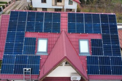 montaj-panouri-fotovoltaice-bucuresti:-ce-trebuie-sa-stii-inainte-sa-alegi-o-firma-–-economica.net