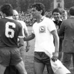 cutremurul-din-1977-a-contribuit-la-venirea-lui-mircea-lucescu-la-corvinul-hunedoara-a-fost-arhitectul-echipei-de-sub-furnale-si-a-lansat-jucatori-uriasi