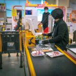 vinerea-mare,-zi-libera-de-la-stat:-cine-sta-acasa-si-care-este-programul-magazinelor