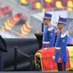 mircea-lucescu-va-fi-inmormantat-vineri-programul-zilei:-cortegiul-funerar-pleaca-dimineata-de-la-arena-nationala