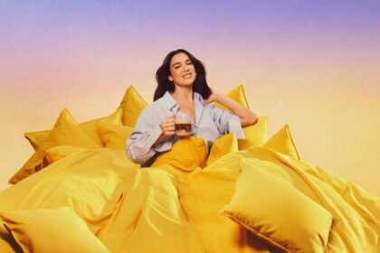 nespresso-lanseaza-o-noua-campanie-cu-dua-lipa-ambasador-de-brand-–-revista-biz-–-prima-revista-de-business-din-romania