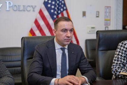 bogdan-ivan:-rafinaria-petrotel-ar-putea-sa-fie-redeschisa-in-45-de-zile,-dupa-ce-romania-a-obtinut-derogari-din-partea-sua-de-la-aplicarea-sanctiunilor