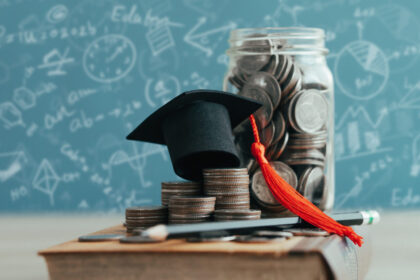veste-buna-pentru-studenti.-cine-primeste-burse-sociale-de-925-lei-din-luna-mai