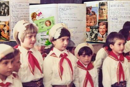 oracolul,-prima-retea-sociala-a-copilariei:-cum-a-ajuns-din-vechile-universitati-ale-europei-in-bancile-scolilor-din-romania