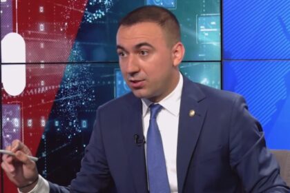 bogdan-ivan-denunta-un-fals-nu-am-abordat-niciun-oficial-al-politiei-de-frontiera-ca-sa-cer-un-tratament-diferit.-reactia-lui-radu-oprea