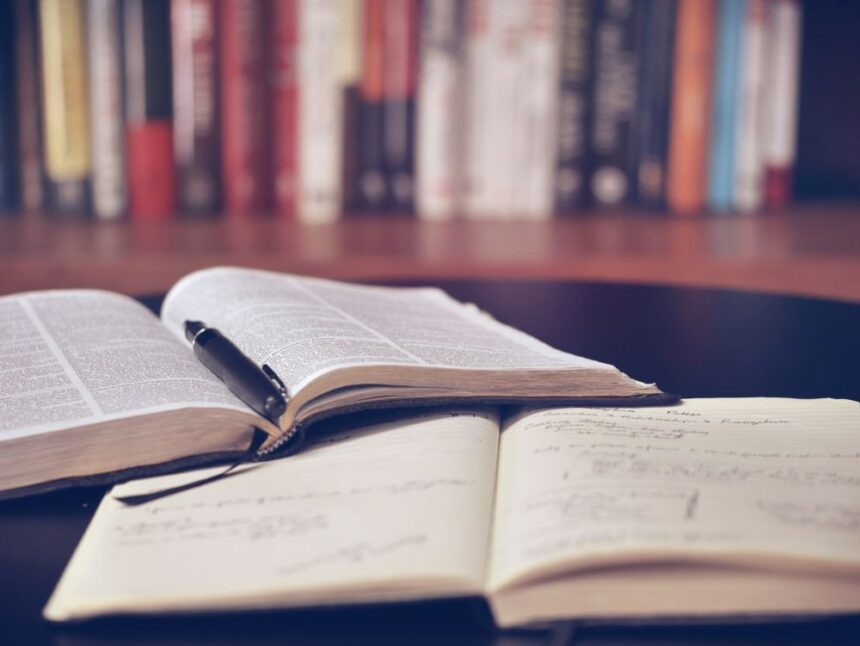 ce-spun-psihologii-despre-lectura:-este-o-buna-metoda-de-terapie-pentru-a-te-deconecta-de-la-griji?