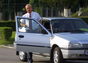 dacia,-salvata-de-la-disparitie-de-un-fost-om-de-fotbal-din-romania:-i-se-datoreaza-salvarea-brand-ului