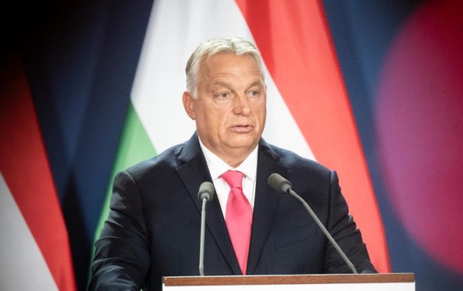 ungaria:-magnatul-media-care-a-conceput-campaniile-lui-orban-isi-ofera-firmele-statului-–-economica.net