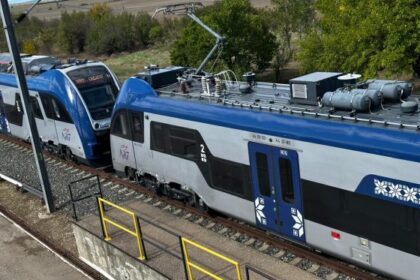 exclusiv-scandalul-trenurilor-noi-care-stau-la-gara-obor:-pesa-a-inchiriat-spatiu-la-atelierele-grivita-urmeaza-inca-trei-locatii-–-economica.net