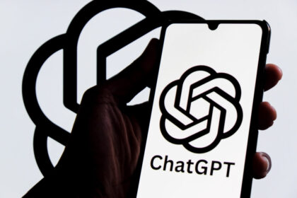 vorbesti-cu-chatgpt?-ce-informatii-intime-nu-trebuie-sa-i-dai-niciodata-si-ce-poti-risca-daca-o-faci